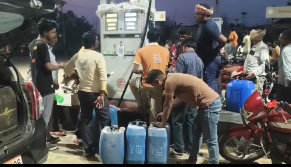 Shielded by Old Rules: Petrol Pump Owners Spark Major Fuel Crisis in Kalahandi