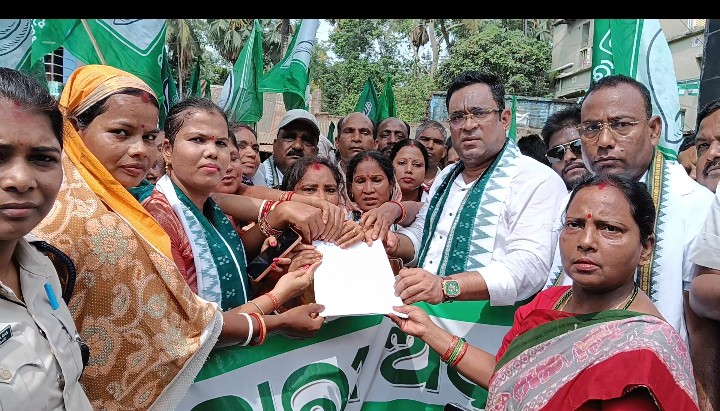 BJD Launches ‘Nari Adhikar Abhiyan’ in Bari; Pranab Prakash Das Joins Mega Women’s Rally