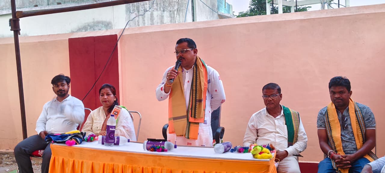 MLA Inaugurates New Mission Shakti Hall.