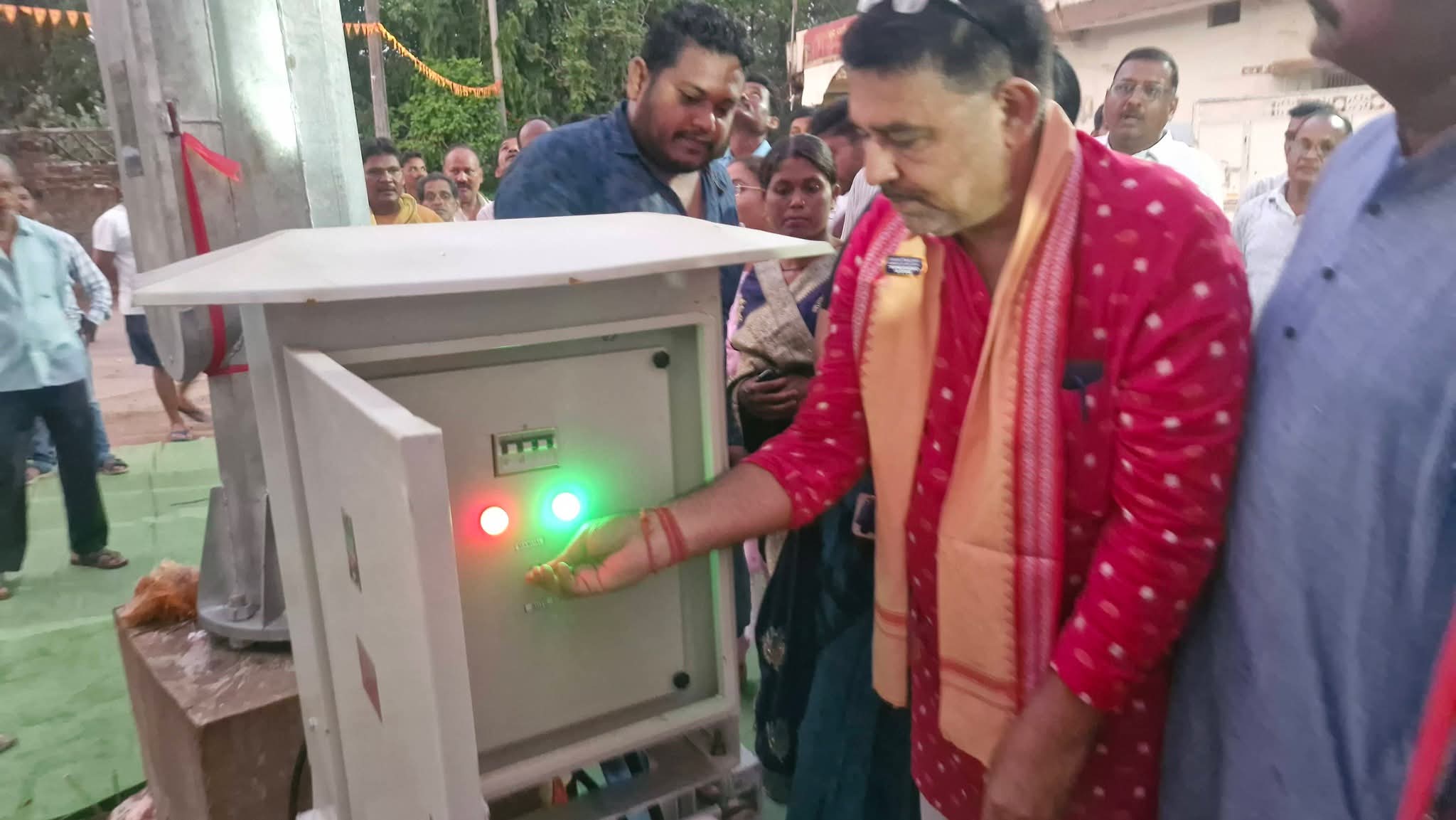 Long Wait Over! High-Mast Lights Inaugurated in 4 Major Wards of Dharmagarh NAC