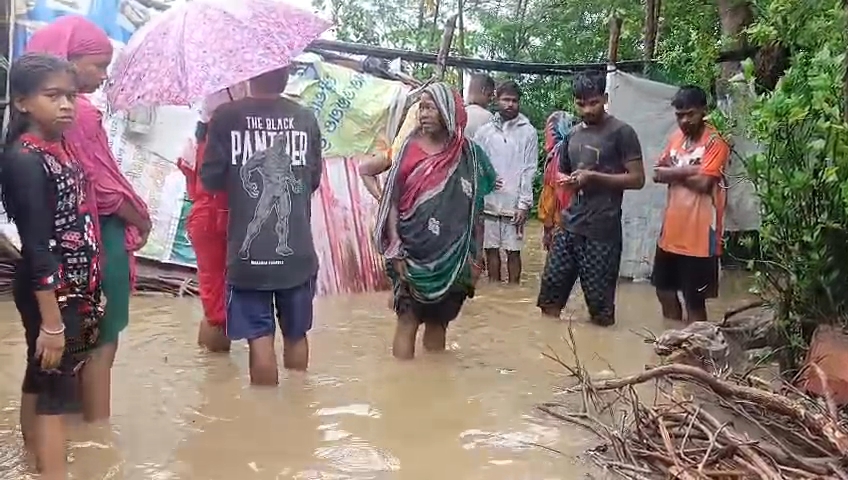 Heavy Waterlogging In Bargarh; Dirty Drain Water Enters Houses, Locals Slam Municipality